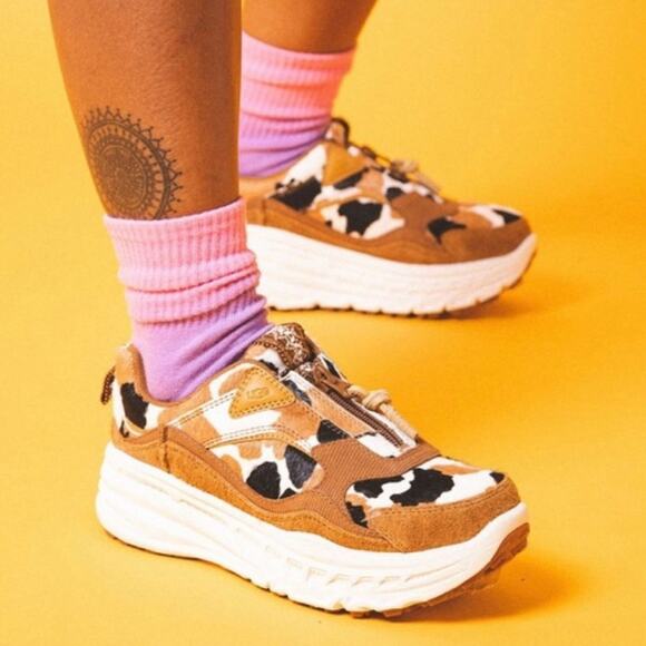Ugg zip cow print platform chunky sole sneakers animal hair print EUC y2k size 9 - Picture 9 of 9